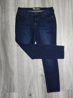 Old Navy Sweetheart Blue Denim Dark Wash Skinny Leg Jeans Womens Size 12